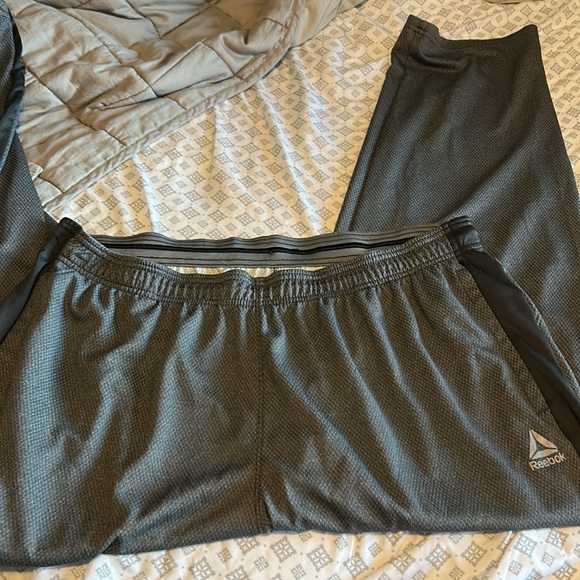 Reebok Athletic Pants - 2X - Picture 3 of 5